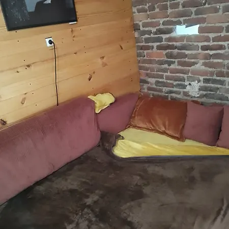 La Chaumiere, Maisonnette Pour 1 A 2 Personnes Pensionat Cransac